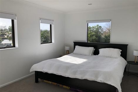 Photo of property in 29a Bay Street, Red Beach, 0932