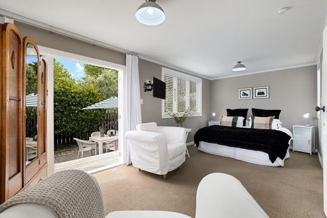 Photo of property in 155 Victoria Street, Cambridge, 3434