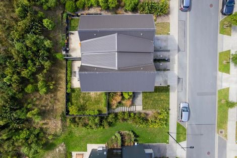 Photo of property in 7 Holystone Road, Whitby, Porirua, 5024