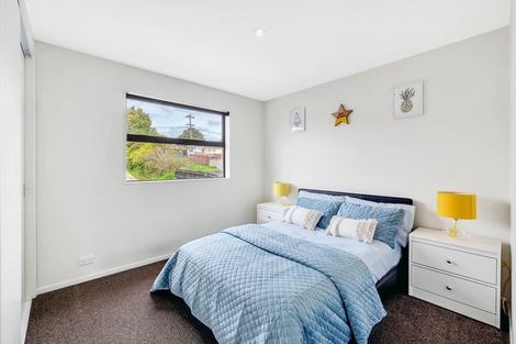 Photo of property in 6a Humphrey Kemp Avenue, Henderson, Auckland, 0612