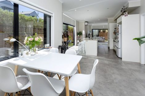 Photo of property in 2 Rarahu Road, Hobsonville, Auckland, 0616