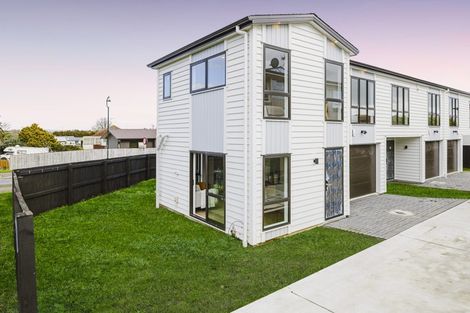 Photo of property in 559a Great South Road, Rosehill, Papakura, 2113