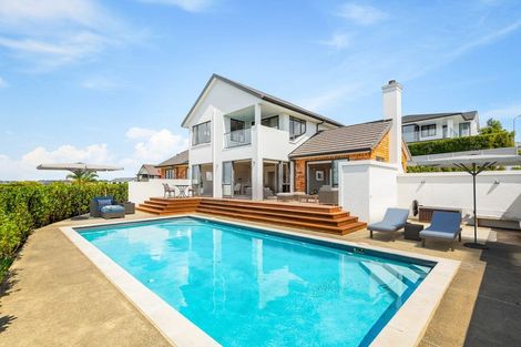 Photo of property in 51 The Ritz, Orewa, 0931