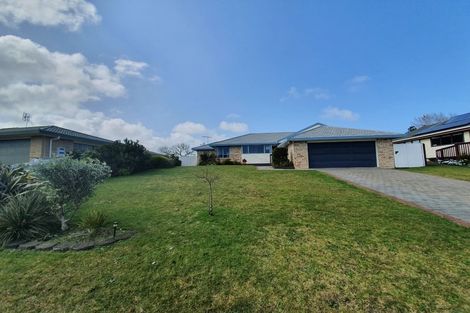 Photo of property in 60 Elsie Drive, Waiuku, 2123