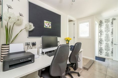 Photo of property in 4 Nehru Place, Cashmere, Christchurch, 8022