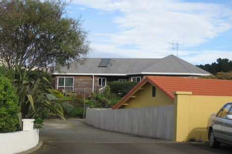 Photo of property in 6 The Strand, Fitzherbert, Palmerston North, 4410