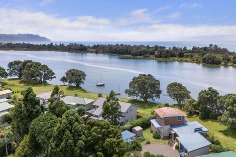 Photo of property in 10 Roretana Drive, Athenree, Katikati, 3177