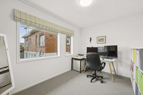 Photo of property in 10 Meuse Lane, Andersons Bay, Dunedin, 9013