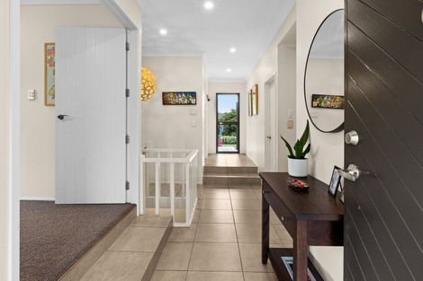 Photo of property in 5 Ritchie Place, Havelock North, 4130