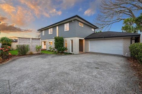 Photo of property in 8b Greenberry Drive, Ranui, Auckland, 0612