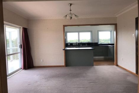 Photo of property in 66 Tarahua Road, Welbourn, New Plymouth, 4310