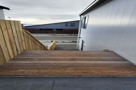 Photo of property in 17 Lemonwood Way, Woodridge, Wellington, 6037