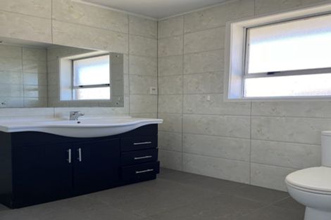 Photo of property in 68 Royal Road, Massey, Auckland, 0614