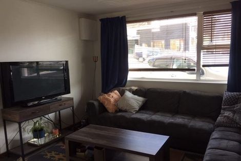 Photo of property in 87 Majoribanks Street, Mount Victoria, Wellington, 6011