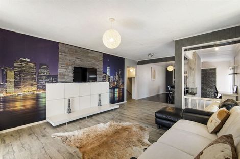 Photo of property in 17 Taurus Crescent, Beach Haven, Auckland, 0626