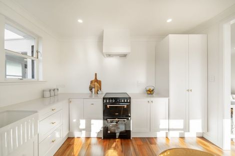 Photo of property in 29 Wallace Street, Featherston, 5710