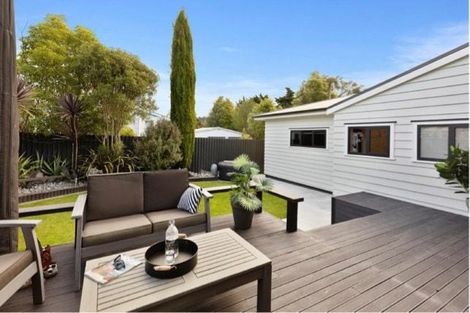 Photo of property in 54 Horoeka Street, Stokes Valley, Lower Hutt, 5019