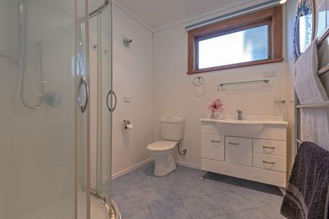 Photo of property in 10 Jensen Street, Hokowhitu, Palmerston North, 4410