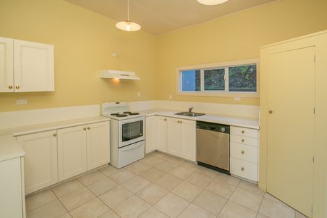 Photo of property in 37a Jacksons Road, Lyttelton, 8082