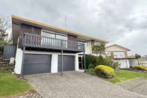 Photo of property in 70 Glencoe Road, Browns Bay, Auckland, 0630