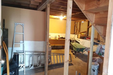 Photo of property in 2 Graham Collins Drive, Windsor Park, Auckland, 0632