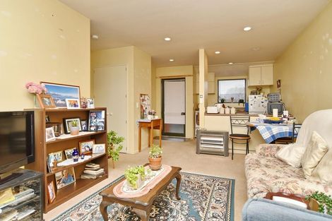 Photo of property in 214a Breezes Road, Aranui, Christchurch, 8061