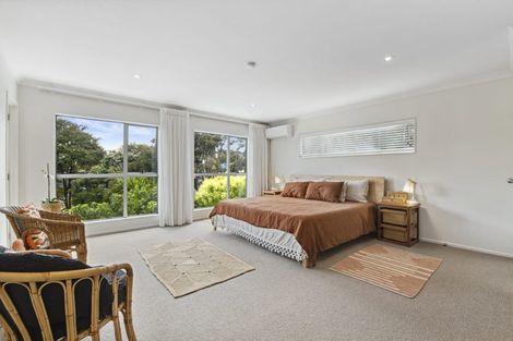 Photo of property in 232 Schnapper Rock Road, Schnapper Rock, Auckland, 0632
