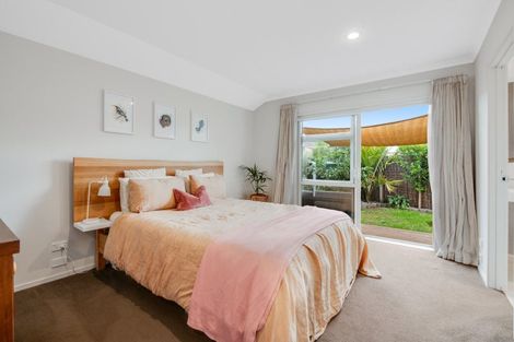 Photo of property in 37c Doment Crescent, Orewa, 0931