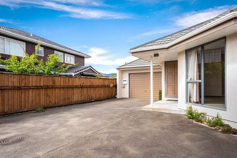 Photo of property in 10 Comeskey Grove, Elderslea, Upper Hutt, 5018