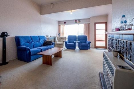 Photo of property in 64 Disraeli Street, Hawera, 4610