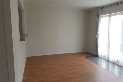 Photo of property in 29 Lincoln Road, Henderson, Auckland, 0610