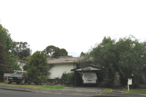 Photo of property in 19 Sequoia Place, Sunnynook, Auckland, 0620