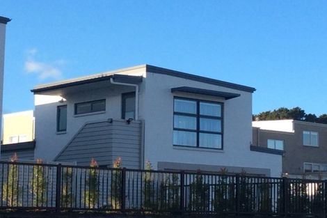 Photo of property in 43 Eugenia Rise, Totara Heights, Auckland, 2105