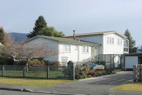 Photo of property in 27 Matai Street, Te Anau, 9600