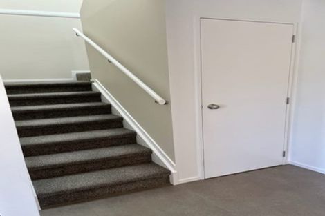 Photo of property in 7/14 Fields Parade, Oteha, Auckland, 0632