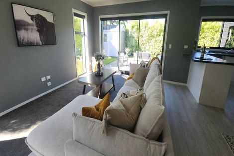 Photo of property in 35 Gallipoli Place, Paraparaumu, 5032
