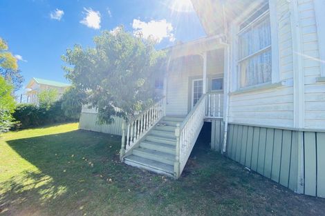 Photo of property in 32 Kitchener Road, Waiuku, 2123