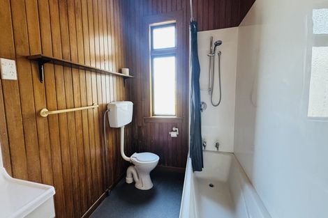 Photo of property in 46 Connolly Street, Boulcott, Lower Hutt, 5010