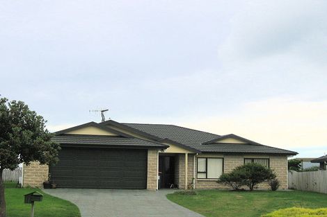 Photo of property in 9 Takahe Drive, Paraparaumu Beach, Paraparaumu, 5032