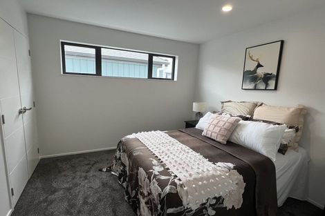 Photo of property in 19 John Gray Street, Papakura, 2110