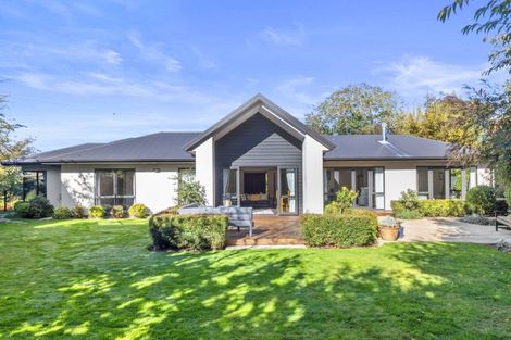 Photo of property in 10 Glen Bridge Lane, Harewood, Christchurch, 8051