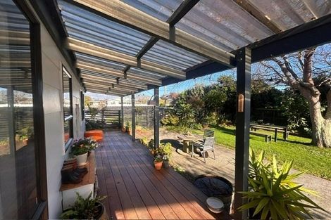 Photo of property in 34 Kiharoa Street, Otaki Beach, Otaki, 5512