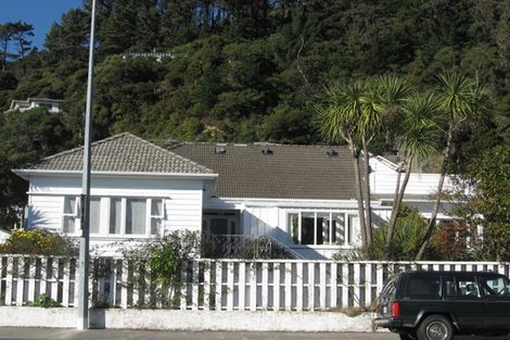 Photo of property in 107-109 Muritai Road, Eastbourne, Lower Hutt, 5013