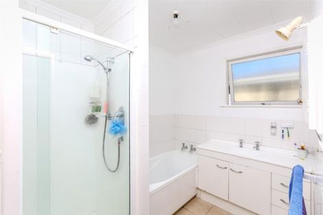 Photo of property in 235 Frankley Road, Frankleigh Park, New Plymouth, 4310