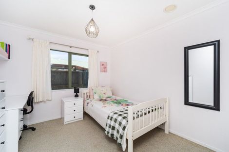 Photo of property in 20 Parnell Heights Drive, Kelvin Grove, Palmerston North, 4414