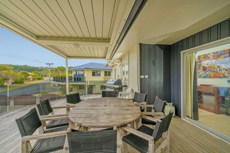 Photo of property in 180 Captain Cook Road, Cooks Beach, Whitianga, 3591