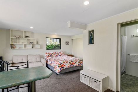 Photo of property in 21 Grand Vue Road, Kawaha Point, Rotorua, 3010