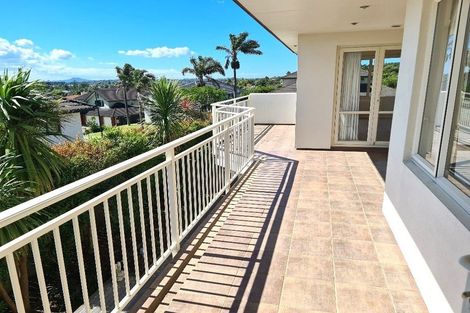 Photo of property in 21 Dunvegan Rise, East Tamaki Heights, Auckland, 2016