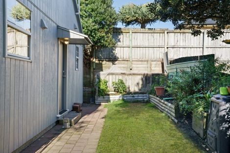 Photo of property in 1140b Papamoa Beach Road, Papamoa Beach, Papamoa, 3118