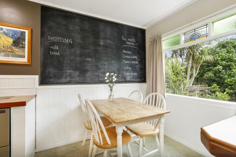 Photo of property in 36 Candia Road, Swanson, Auckland, 0614